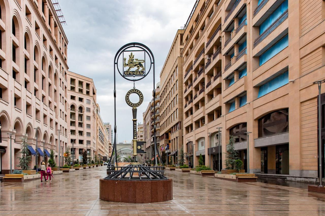 Holiday Inn Yerevan - Republic Square, An Ihg Hotel Exterior foto